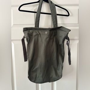 Lululemon cinched tote bag